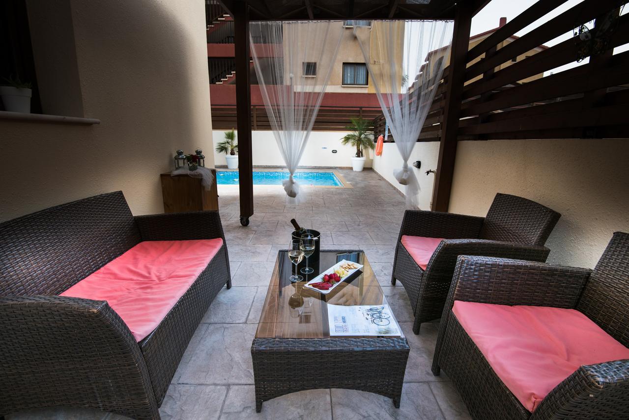 Luxury Villa Regina โปรทาราส ภายนอก รูปภาพ